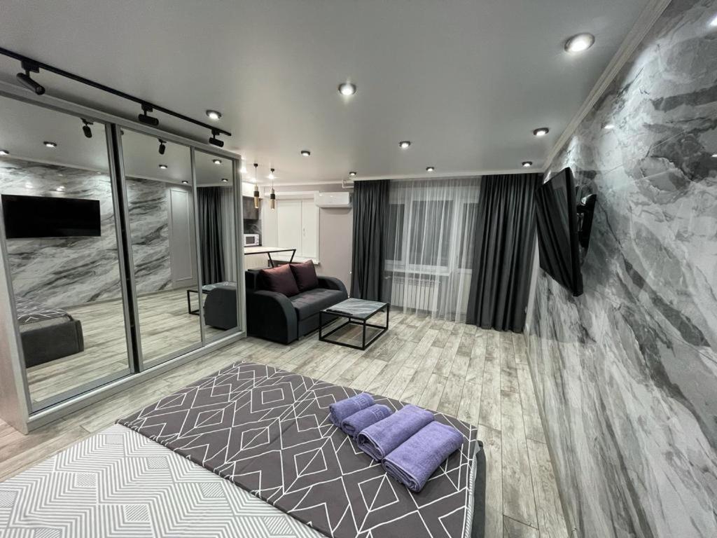 Люкс Академика Сатпаева 19 Apartment Pavlodar Bagian luar foto
