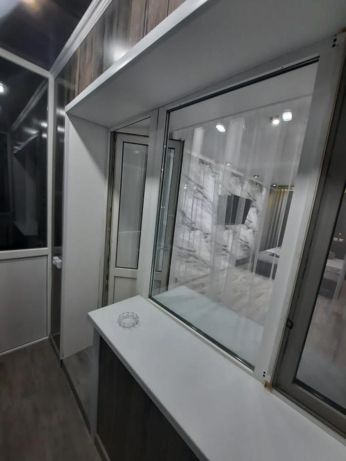 Люкс Академика Сатпаева 19 Apartment Pavlodar Bagian luar foto