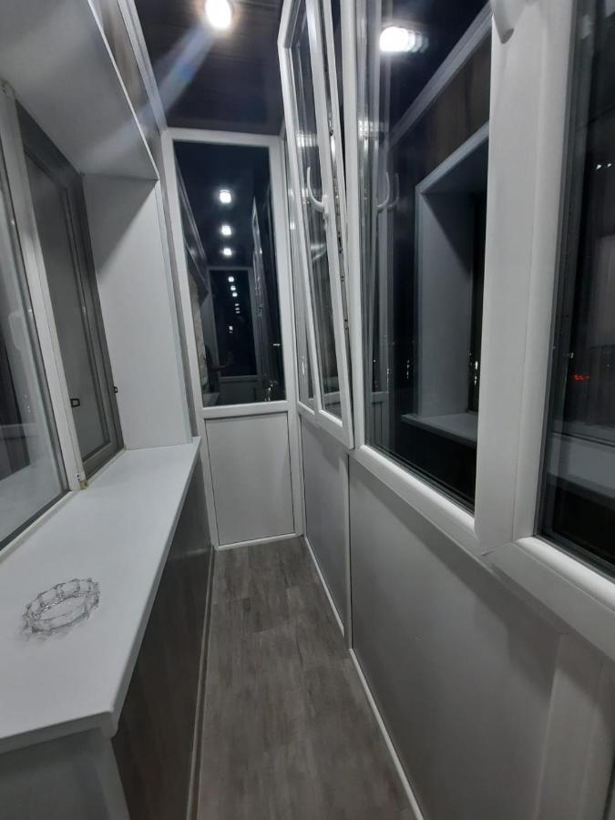 Люкс Академика Сатпаева 19 Apartment Pavlodar Bagian luar foto